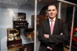 Amsterdam 7 oktober 2016
Paul schulten opent  exposties van tassen Royals. van oa Prinses Juliana koningin Maxima Koningin Elisabeth en Prinses Gracia Monaco.