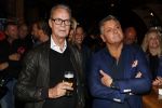 Amsterdam 3 november 2016
Presentatie cd Rene Froger in the harbour Club . Najib Amhali reikt de cd uit. Rene met Tony Berk