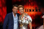 Amsterdam 25 oktober 2016
Finale Hollands Next topmodel gepresenteerd door Anouk Smulders met de finalisten Akke Marije Colette Emma en Noor. Juryleden Fred v Leer Anna Nooshin en Alek Bruessing. Rick Brandsteder
