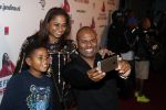 Rotterdam 16 oktober 2016
Premiere Jandino Asporaat met van je familie moet je het hebben in het oude Luxor. Roue Verveer, partner Farah Sewgobind en zoon
