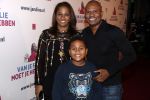 Rotterdam 16 oktober 2016
Premiere Jandino Asporaat met van je familie moet je het hebben in het oude Luxor. Roue Verveer, partner Farah Sewgobind en zoon