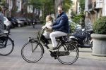 Amsterdam 14 oktober 2016
Tim Immers met dochter en vriendin in amsterdam zuid