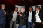 Amsterdam 3 november 2016
Presentatie cd Rene Froger in the harbour Club . Najib Amhali reikt de cd uit. Tommie Peters Thomas Berge Billy Dans en Edwin v Hoevelaak