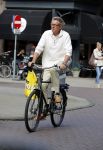 Amsterdam 1 oktober 2016
Ursul de Geer op de fiets op de cornelis schuytstraat