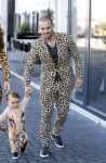 Amsterdam 16 oktober 2016
Wesley Sneijder en Yolanthe Sneijder Cabau vieren de 1e verjaardag van Xess Xava in de Harbour Club en het thema is Lion King. Ook Jessey was er natuurlijk bij.