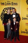 Scheveningen 30 oktober 2016
Premiere the lion king in het circustheater.
Winston Gerschtanowitz met renate Verbaan en hun kinderen