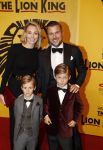 Scheveningen 30 oktober 2016
Premiere the lion king in het circustheater.
Winston Gerschtanowitz met renate Verbaan en hun kinderen