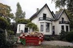 Bussum 13 oktober 2016
Xander de Buisonje werkt meer bij de verbouwing van zijn nieuwe huis.