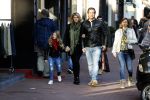 Amsterdam 22 oktober 2016 
Zanger Quincy met zijn vrouw en dochter op de pc hooftstraat