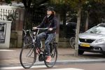 Amsterdam 11 oktober 2017
Anouk v Nes op de fiets in amsterdam