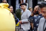 Amsterdam 2 augustus 2017  
Premiere emoji de film in pathe arena. Arjen Lubach met kinderen van zijn vriendin