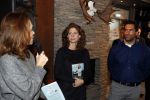 Bilthoven 7 november 2017
Boekpresentatie Bibian Mentel. Edwin Spee . Barbara Barend en haar Arts Max krijgen de eerste boeken
