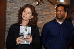 Bilthoven 7 november 2017
Boekpresentatie Bibian Mentel. Edwin Spee . Barbara Barend en haar Arts Max krijgen de eerste boeken