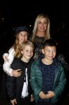 Amsterdam 6 oktober 2017
Premiere Show Lil Kleine in carre. Bridget Maasland met zoon Mees en een vriendje en vriendinnetje