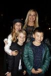 Amsterdam 6 oktober 2017
Premiere Show Lil Kleine in carre. Bridget Maasland met zoon Mees en een vriendje en vriendinnetje