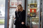 Amsterdam 21 oktober 2017
Candy Dulfer gaat tanken en met een kennis geld pinnen