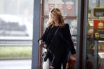Amsterdam 21 oktober 2017
Candy Dulfer gaat tanken en met een kennis geld pinnen