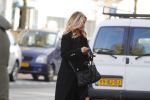 Amsterdam 21 oktober 2017
Candy Dulfer gaat tanken en met een kennis geld pinnen