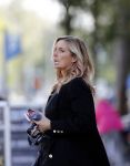 Amsterdam 21 oktober 2017
Candy Dulfer gaat tanken en met een kennis geld pinnen