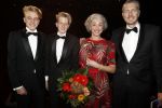 Utrecht 29 oktober 2017
Premiere on your feet in beatrixtheater in Utrecht. Ellen Evers met vriend en zijn zoons