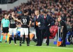 Eindhoven, 30 September 2017
PSV-Willem II, eindstand 4-0  Kompetitie 2017/2018
Erwin v d Looi en Reinier Robbemond