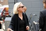 Amsterdam 14 oktober 2017
Afscheidsdienst van burgemeetser Eberhard v d Laan in het concertgebouw. Humberto Tan met zijn vrouw Ineke en Eva Jinek