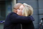 Amsterdam 14 oktober 2017
Afscheidsdienst van burgemeetser Eberhard v d Laan in het concertgebouw. Humberto Tan met zijn vrouw Ineke en Eva Jinek