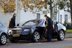 Amsterdam 11 november 2017
Gerard Spong met zijn partner en hondje in hun Rolls Royce van ruim 500K