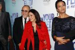 Utrecht 29 oktober 2017
Premiere on your feet in beatrixtheater in Utrecht. Gloria Estefan en haar man Emilio met Sonja Silva