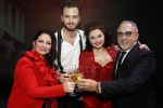 Utrecht 29 oktober 2017
Premiere on your feet in beatrixtheater in Utrecht. Gloria Estefan en haar man Emilio met Jim Bakkum  Vajen van den Bosch Nurlaila en Ellen Evers  tijdens het slotapplaus na afloop van de premiere van de musical On Your Feet!