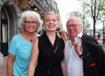 Amsterdam, 23 Augustus 2017 Premiere van Het Zwanenmeer
Harry Slinger met echtgenote en dochter