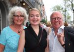 Amsterdam, 23 Augustus 2017 Premiere van Het Zwanenmeer
Harry Slinger met echtgenote en dochter