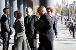 Amsterdam 14 oktober 2017
Afscheidsdienst van burgemeetser Eberhard v d Laan in het concertgebouw. Herman v Veen met vrouw