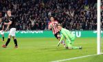 Eindhoven, 30 September 2017
PSV-Willem II, eindstand 4-0  Kompetitie 2017/2018
Hirving Lozano scoort