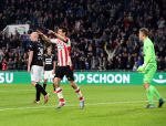 Eindhoven, 30 September 2017
PSV-Willem II, eindstand 4-0  Kompetitie 2017/2018
Hirving Lozano scoort