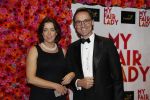 Amsterdam 6 november 2017 
Premiere my fair lady in carre. Hugo Haenen met vrouw