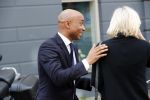Amsterdam 14 oktober 2017
Afscheidsdienst van burgemeetser Eberhard v d Laan in het concertgebouw. Humberto Tan met zijn vrouw Ineke en Eva Jinek