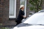 Nederhorst den Berg 4 oktober 2017
Jeanine Hennis-Plasschaert  wordt de dag na haar aftreden door haar chauffeur thuis opgehaald om haar ontslag aan te beiden bij Koning Willem Alexander