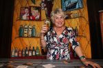 Rotterdam, 29 Augustus 2017 Persvoorstelling OASE Bar
met o.a. Joke Bruijs, Ron Brandsteder, Gerard Cox, Jacques Herb, Mini en Maxi, Jenny Arean, Bastiaan Ragas en Tony Neef.