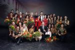 Utrecht 29 oktober 2017
Premiere on your feet in beatrixtheater in Utrecht. Gloria Estefan en haar man Emilio met Jim Bakkum  Vajen van den Bosch Nurlaila en Ellen Evers  tijdens het slotapplaus na afloop van de premiere van de musical On Your Feet!
