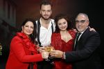 Utrecht 29 oktober 2017
Premiere on your feet in beatrixtheater in Utrecht. Gloria Estefan en haar man Emilio met Jim Bakkum  Vajen van den Bosch Nurlaila en Ellen Evers  tijdens het slotapplaus na afloop van de premiere van de musical On Your Feet!