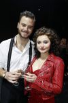 Utrecht 29 oktober 2017
Premiere on your feet in beatrixtheater in Utrecht. Gloria Estefan en haar man Emilio met Jim Bakkum  Vajen van den Bosch Nurlaila en Ellen Evers  tijdens het slotapplaus na afloop van de premiere van de musical On Your Feet!