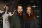 Amsterdam 2 oktober 2017
Premiere Liesbeth List de musical in Carre. Job Bovelander met vriendin Chava Voor in t Holt