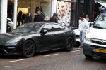 Amsterdam 11 november 2017
Kenny Tete met zijn nieuwe porsche panamera op de pc hooftstraat
