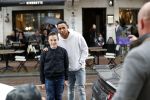 Amsterdam 11 november 2017
Kenny Tete met zijn nieuwe porsche panamera op de pc hooftstraat