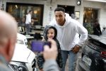 Amsterdam 11 november 2017
Kenny Tete met zijn nieuwe porsche panamera op de pc hooftstraat