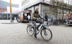 Tilburg 3 november 2017
Leo Alkemade op zijn electrische fiets in het centrum van Tilburg
