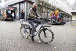 Tilburg 3 november 2017
Leo Alkemade op zijn electrische fiets in het centrum van Tilburg