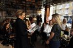 Amsterdam 24 oktober 2017
Boekpresentatie Vivian Reijs . Lieke v Lexmond met Leontine Borsato
