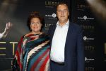 Amsterdam 2 oktober 2017
Premiere Liesbeth List de musical in Carre. Marjolein Touw met vriend